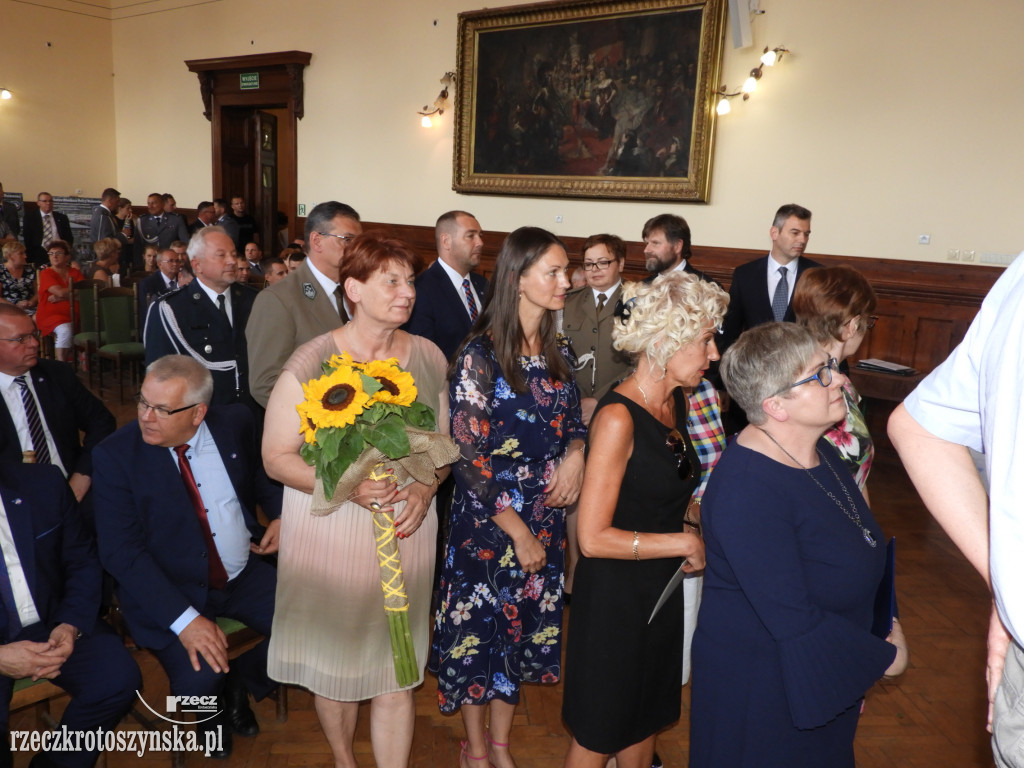 Huczne urodziny policji