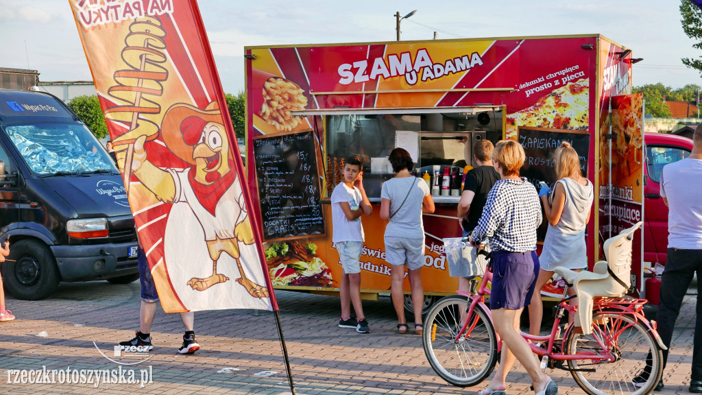 Food trucki w Krotoszynie, czyli targowisko pyszności