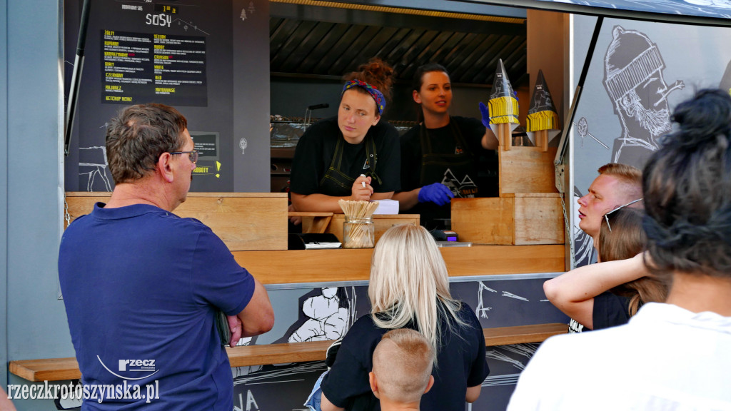 Food trucki w Krotoszynie, czyli targowisko pyszności