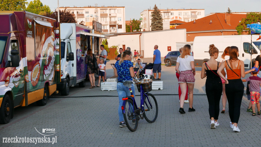 Food trucki w Krotoszynie, czyli targowisko pyszności