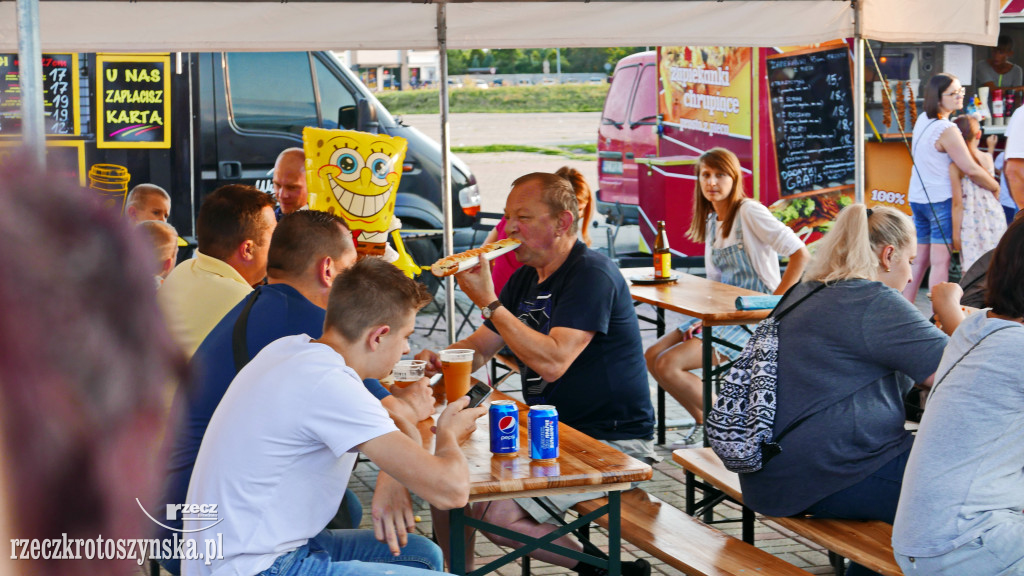 Food trucki w Krotoszynie, czyli targowisko pyszności
