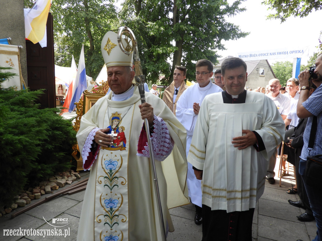 Przyszli do lutogniewskiej Matki