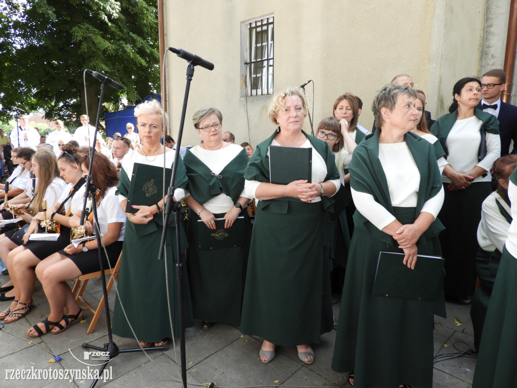 Przyszli do lutogniewskiej Matki