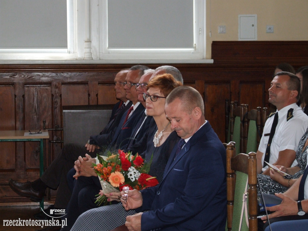 NOWY ROK SZKOLNY. Uroczysta inauguracja w krotoszyńskim LO