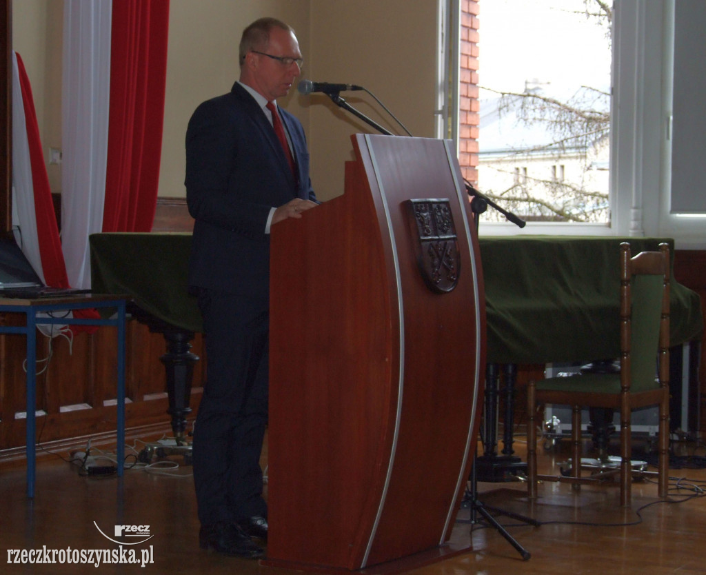 NOWY ROK SZKOLNY. Uroczysta inauguracja w krotoszyńskim LO