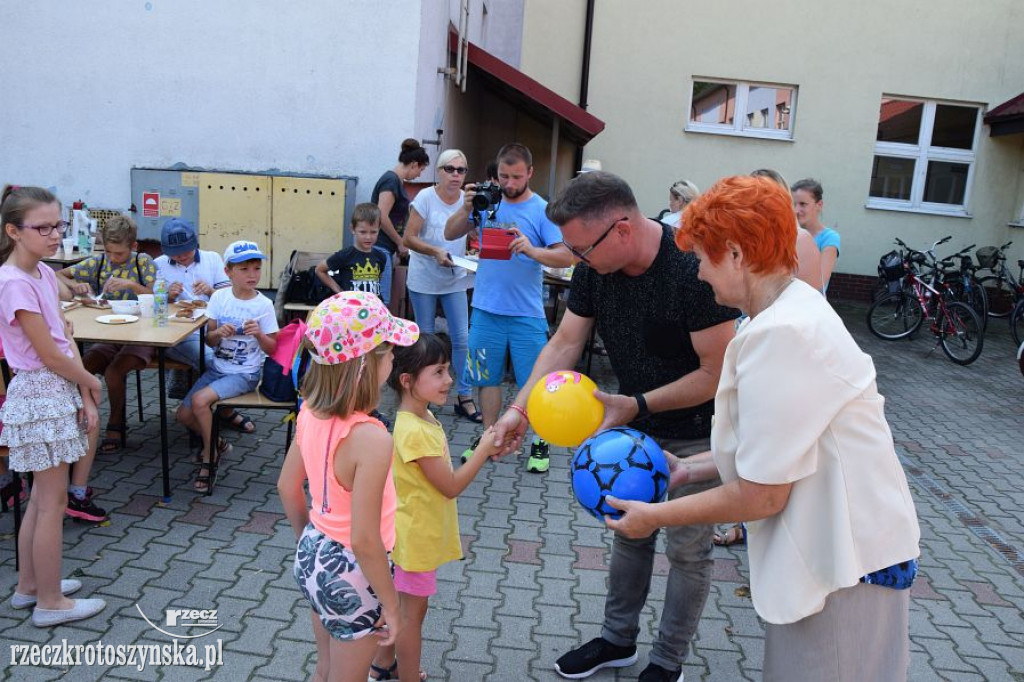 Pożegnanie wakacji z książką