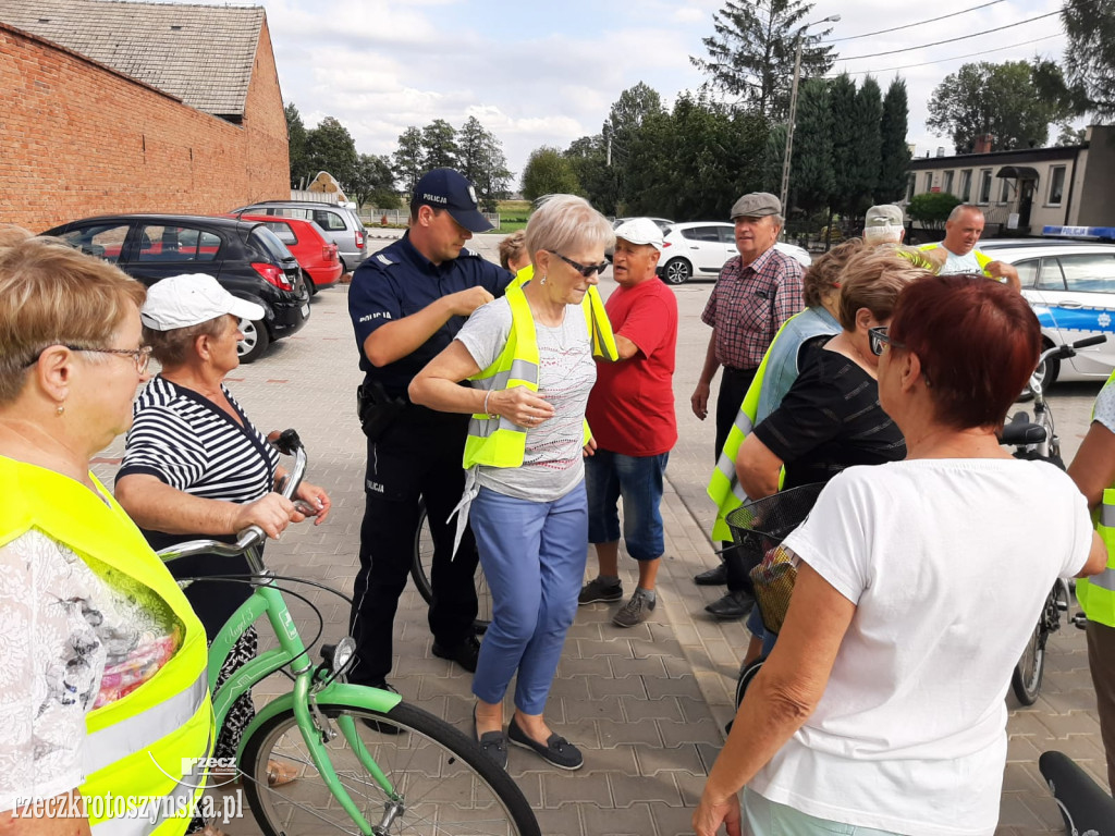 ROZDRAŻEW. Seniorzy na rowerach