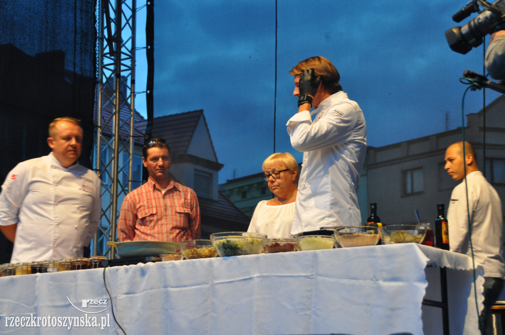 Kulinarny festiwal z Karolem Okrasą na Rynku w Krotoszynie