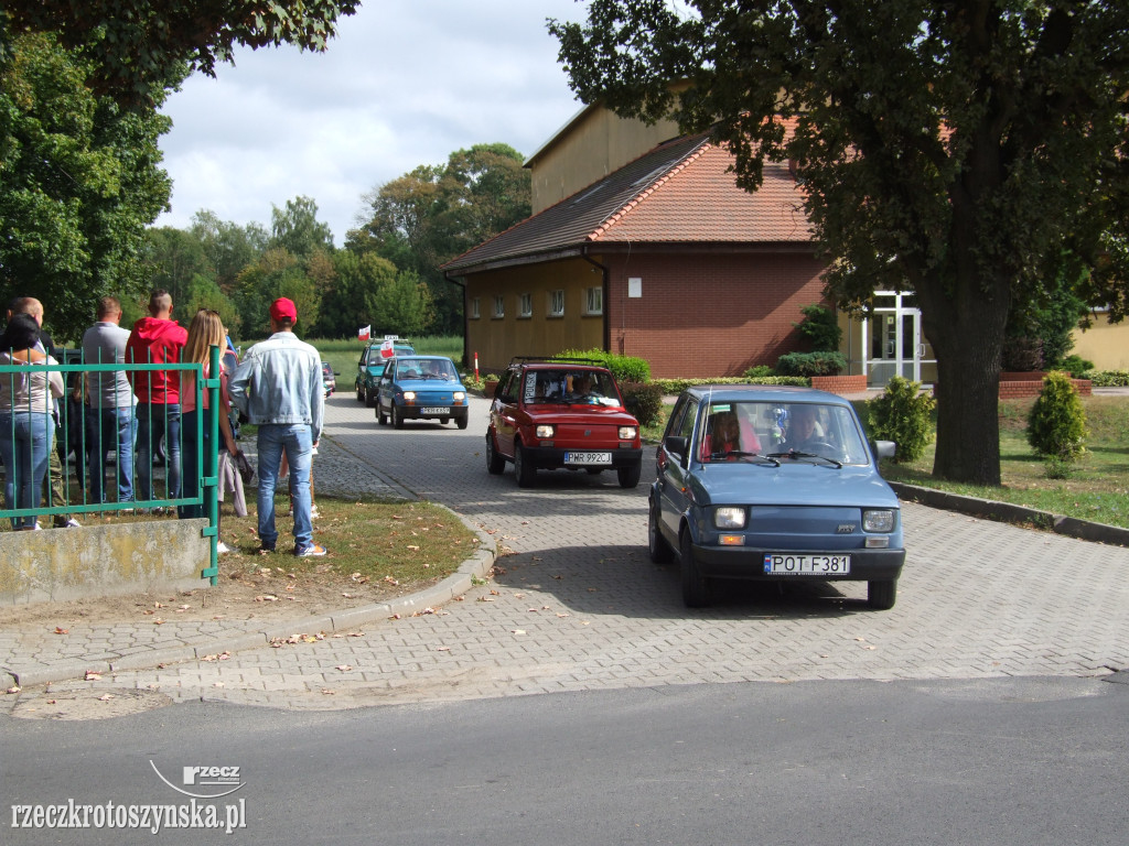 KOŹMIN. Zlot miłośników fiata 126p
