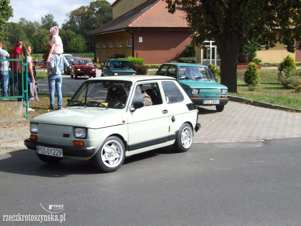 KOŹMIN. Zlot miłośników fiata 126p