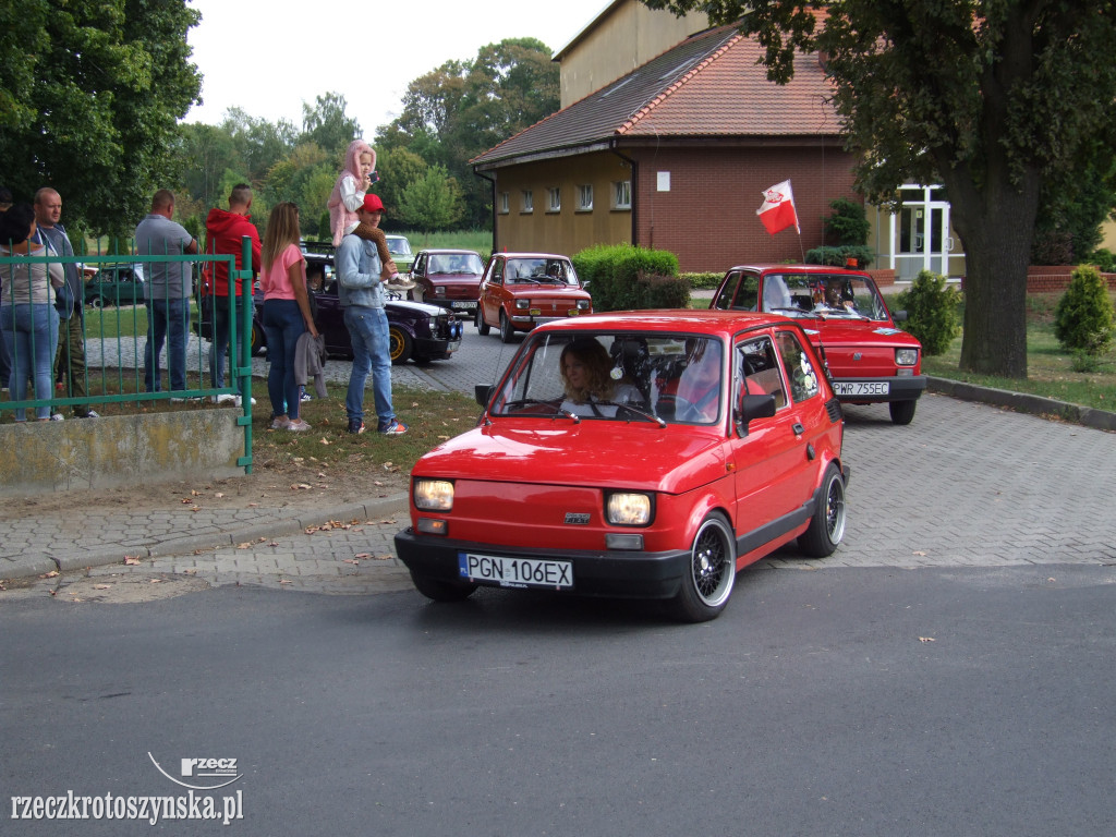 KOŹMIN. Zlot miłośników fiata 126p