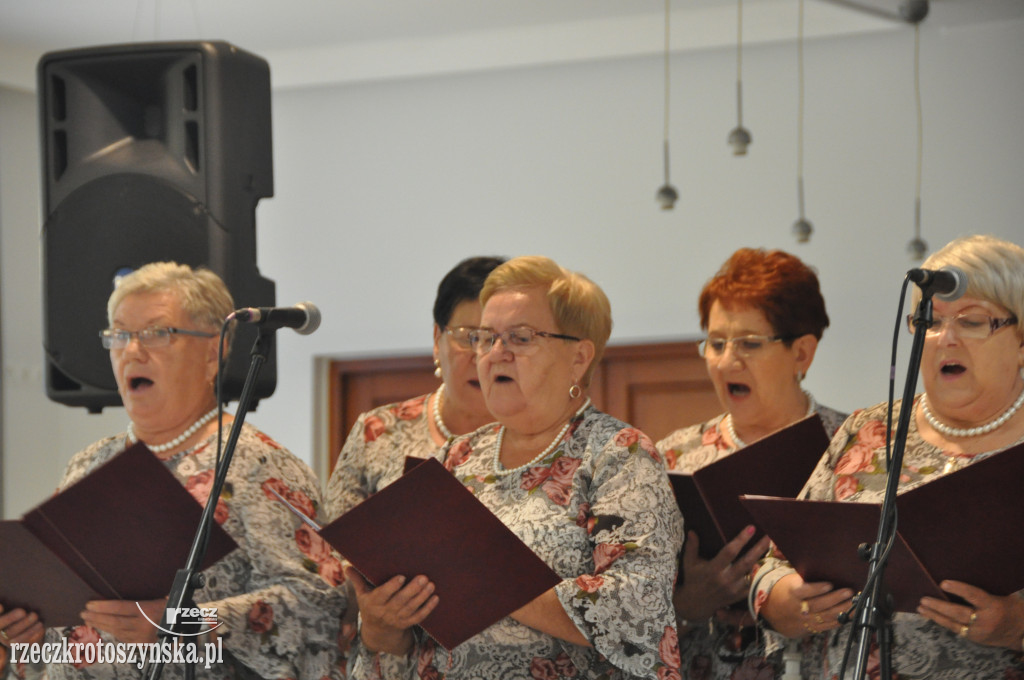 KOBYLIN. Przegląd zespołów chóralnych