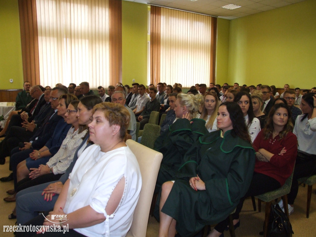 Wręczenie świadectw czeladniczych