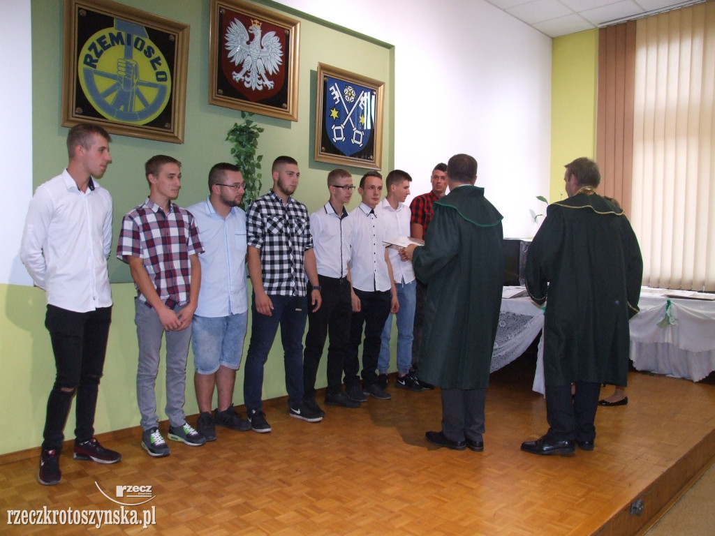 Wręczenie świadectw czeladniczych