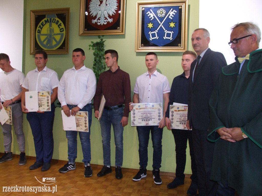 Wręczenie świadectw czeladniczych