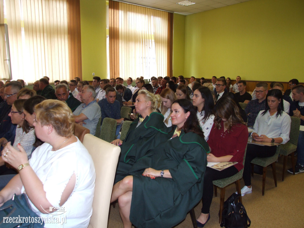 Wręczenie świadectw czeladniczych
