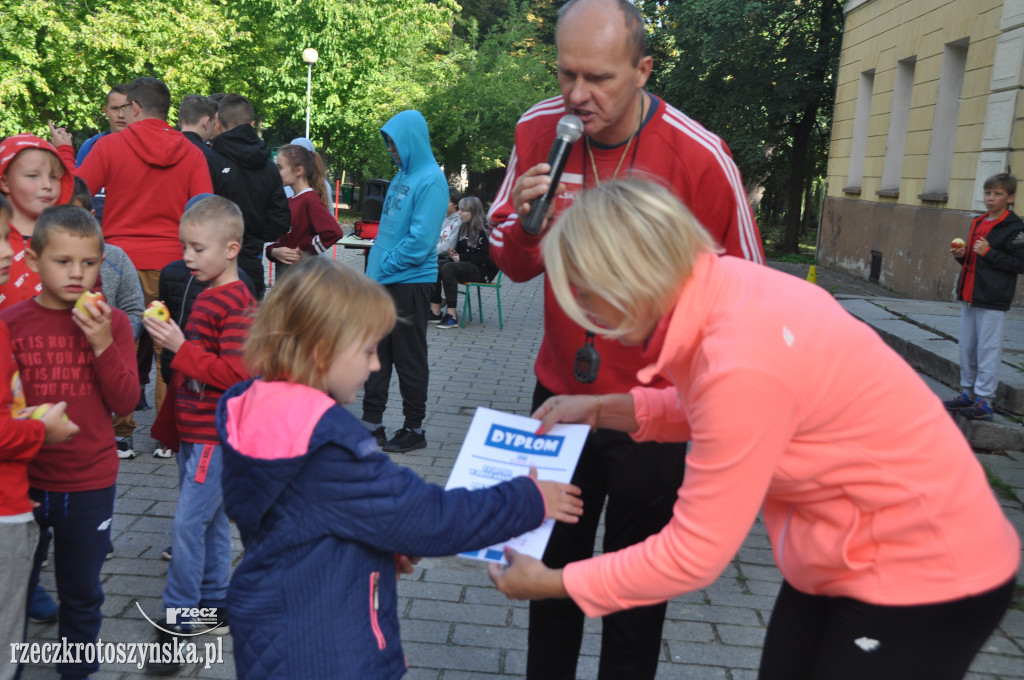 Bieg krasnala i bieg ku słońcu