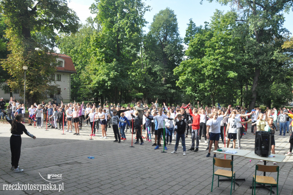 Bieg krasnala i bieg ku słońcu