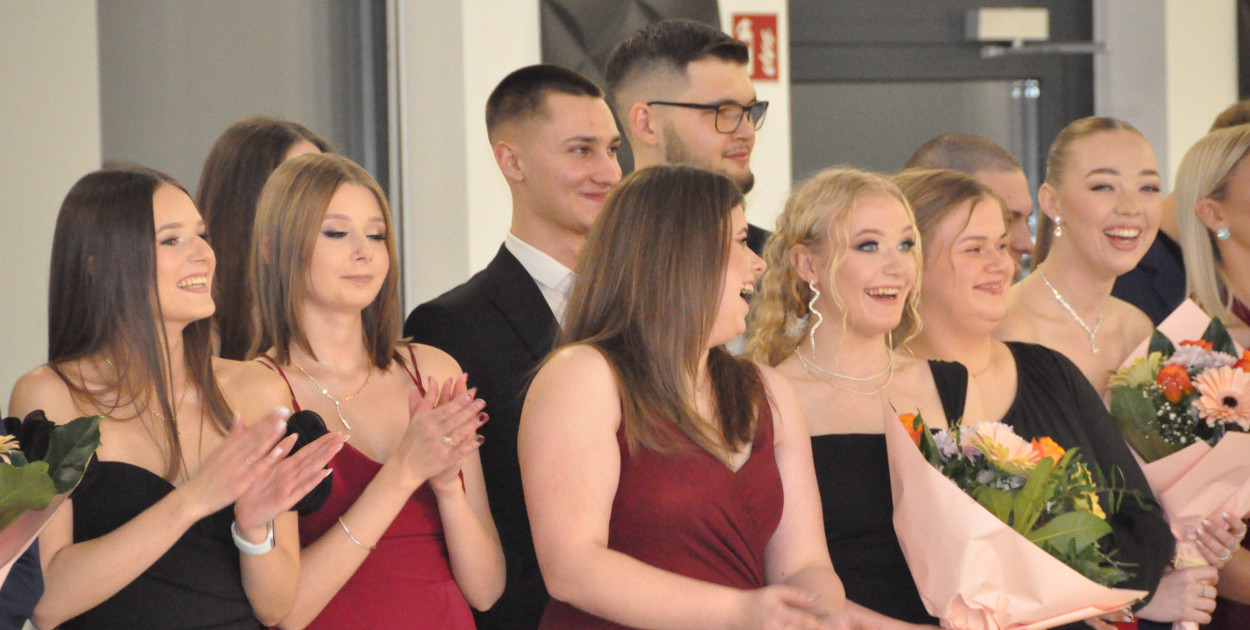 Studniówka mięśniaka. Niezapomniana atmosfera i noc pełna dobrej zabawy (ZDJĘCIA)