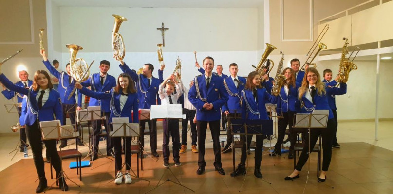 Dofinansowanie na zakup nowych instrumentów muzycznych otrzymała m.in. orkiestra dęta w Kraszewicach (pow. ostrzeszowski)