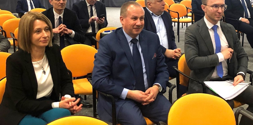 Burmistrz Franciszek Marszałek na spotkaniu założycielskim w Rawiczu