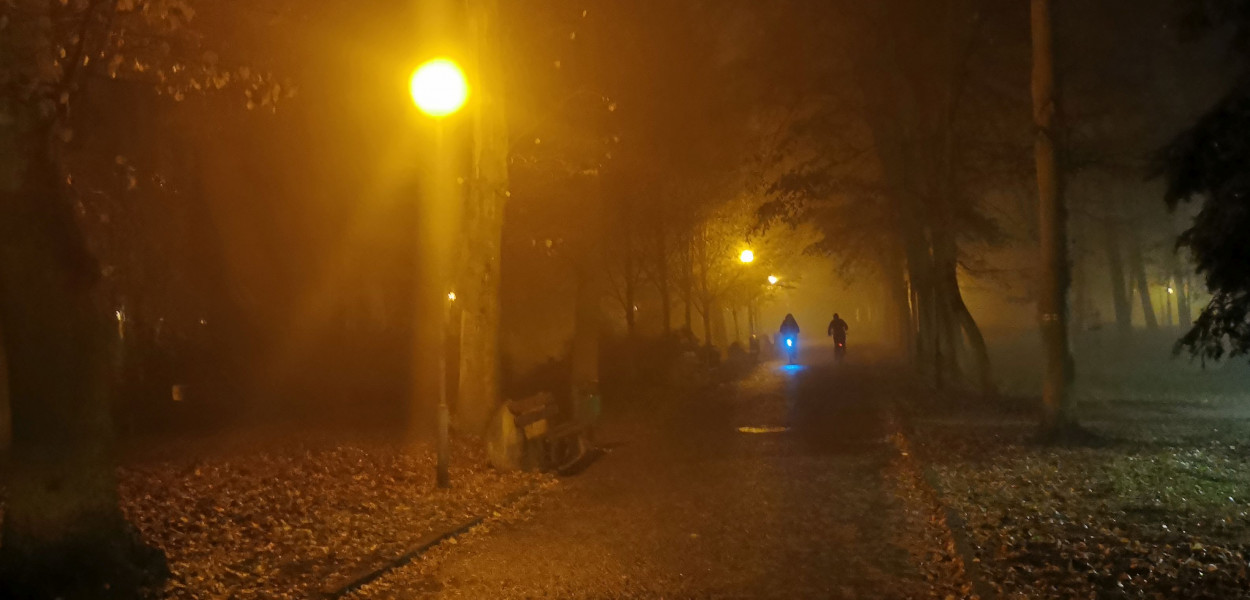 Wieczór w Parku Wojska Polskiego w Krotoszynie