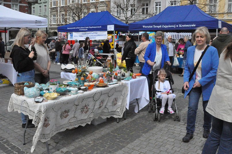 Dużo mieszkańców na Jarmaku Wielkanocnym w Krotoszynie