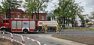 Wjechał w ciężarówkę z betonem-16316