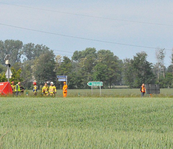 Wypadek autobusu z wycieczką szkolną. Nie żyje 82-latek z opla-16419