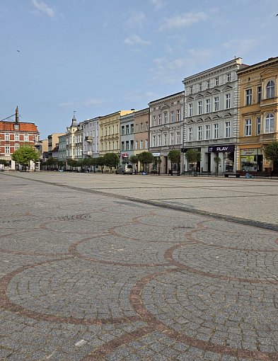 Betonoza w centrum Krotoszyna. Wyspa ciepła i ryzyko podtopień-16521