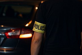 2 promile alkoholu u kierowcy forda. Grozi mu więzienie i przepadek auta-17113