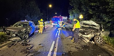 Karambol w Koźminie z udziałem trzech samochodów (ZDJĘCIA)-17238