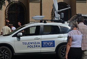 Zmiany w Telewizji Polskiej. Te kanały mogą przejść do historii-17547