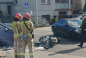 Wypadek przy Intermarche. Motocyklista trafił do szpitala-17841