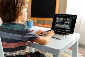 Popularni influencerzy mogą mieć kłopoty. Treści dla dzieci budzą kontrowersje-18068