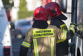 Zabójczy czad w trzech mieszkaniach w bloku-18308