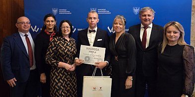 Absolwent trójki czeladnikiem roku!-18423