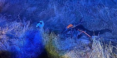 WIELKOPOLSKA 24. Policjanci zauważyli wystającą rękę człowieka-18432