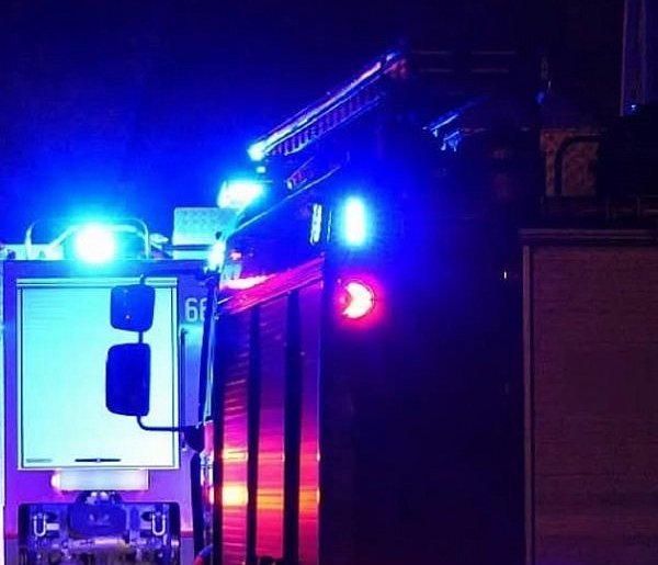 W nocy w ich domu wybuchł pożar. Czujka uchroniła przed tragedią-17927