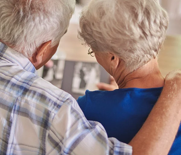 Seniorzy mają powód do radości. Projekt „Godna emerytura” trafił do Sejmu-17975