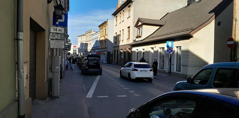 Zagadkowy znak na ul. Koźmińskiej. Nikt nie pamięta, kto go postawił - 17892