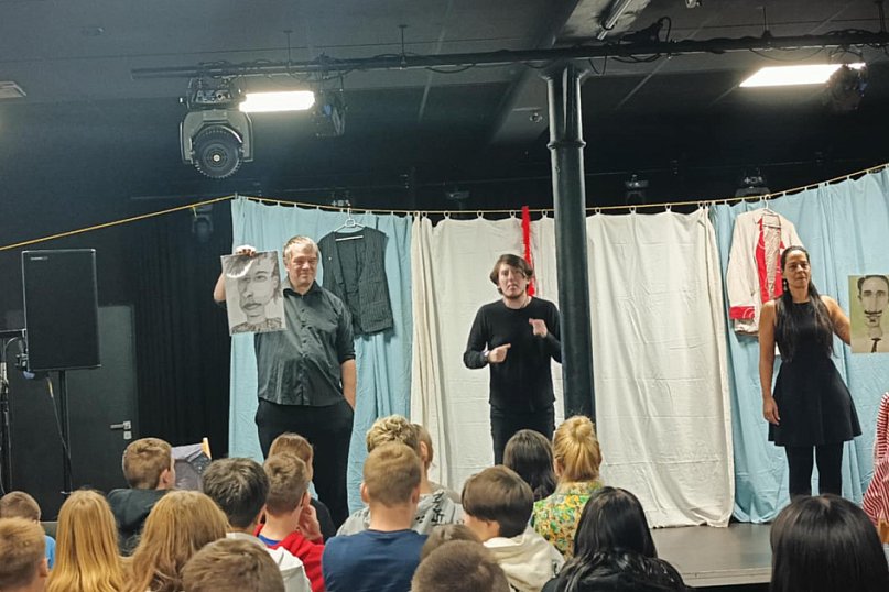 Wyjątkowe spektakle. Śmiech, zagadka, walka dobra ze złem